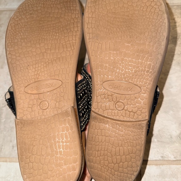 Aetrex- Arch Support Embellished Black and Tan Sandals (38 or 7.5-8US) - Picture 5 of 5